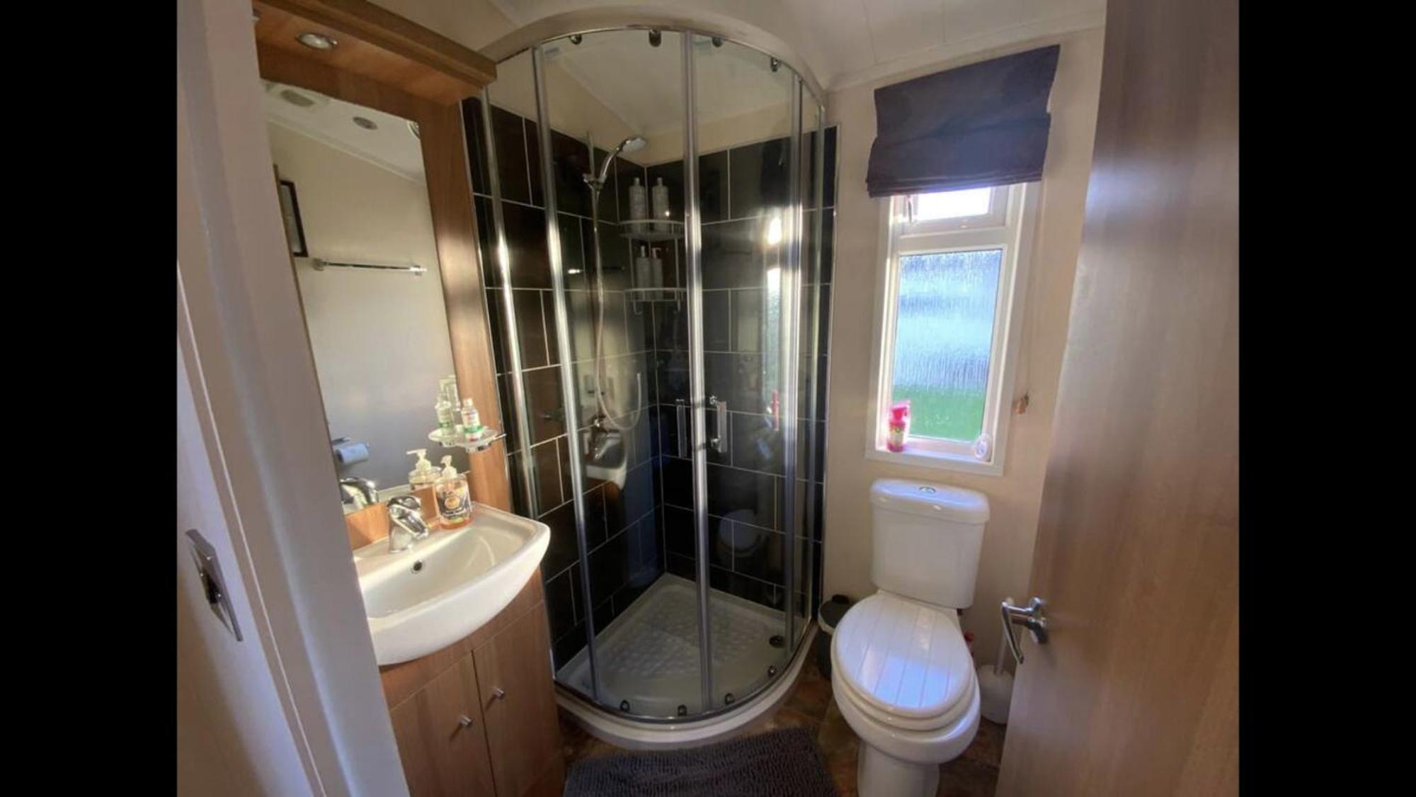 Bumblebee Lodge Tydd St. Giles Exteriör bild