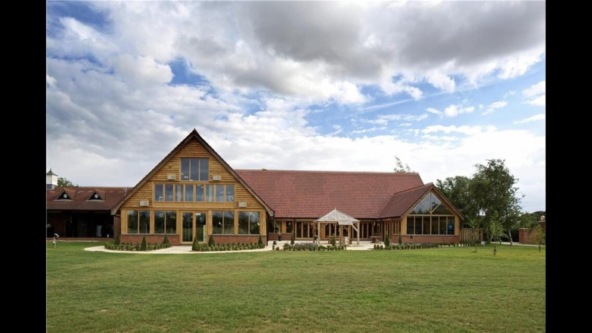 Bumblebee Lodge Tydd St. Giles Exteriör bild